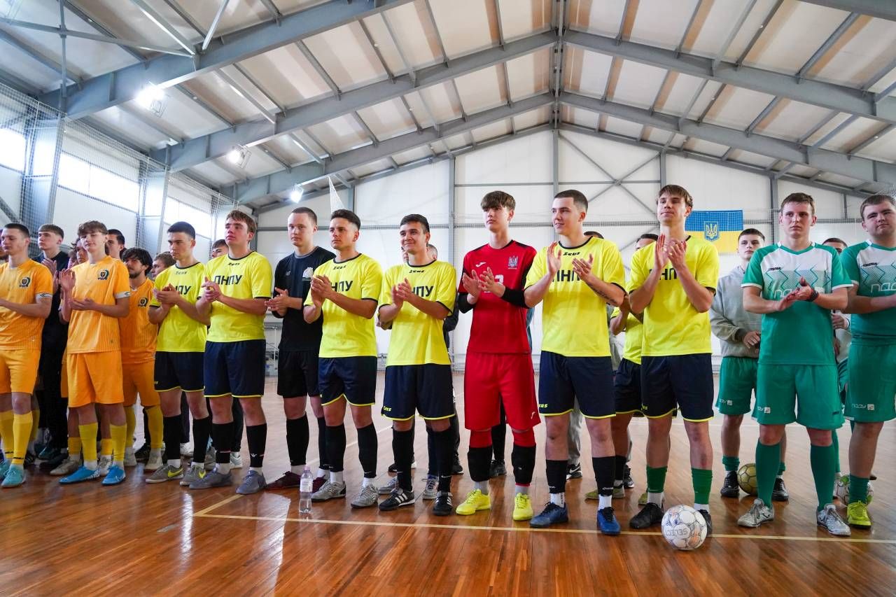 Команда з футзалу Полтавського педагогічного університету — переможці обласного етапу «Пліч-о-пліч Всеукраїнські студентські ліги»