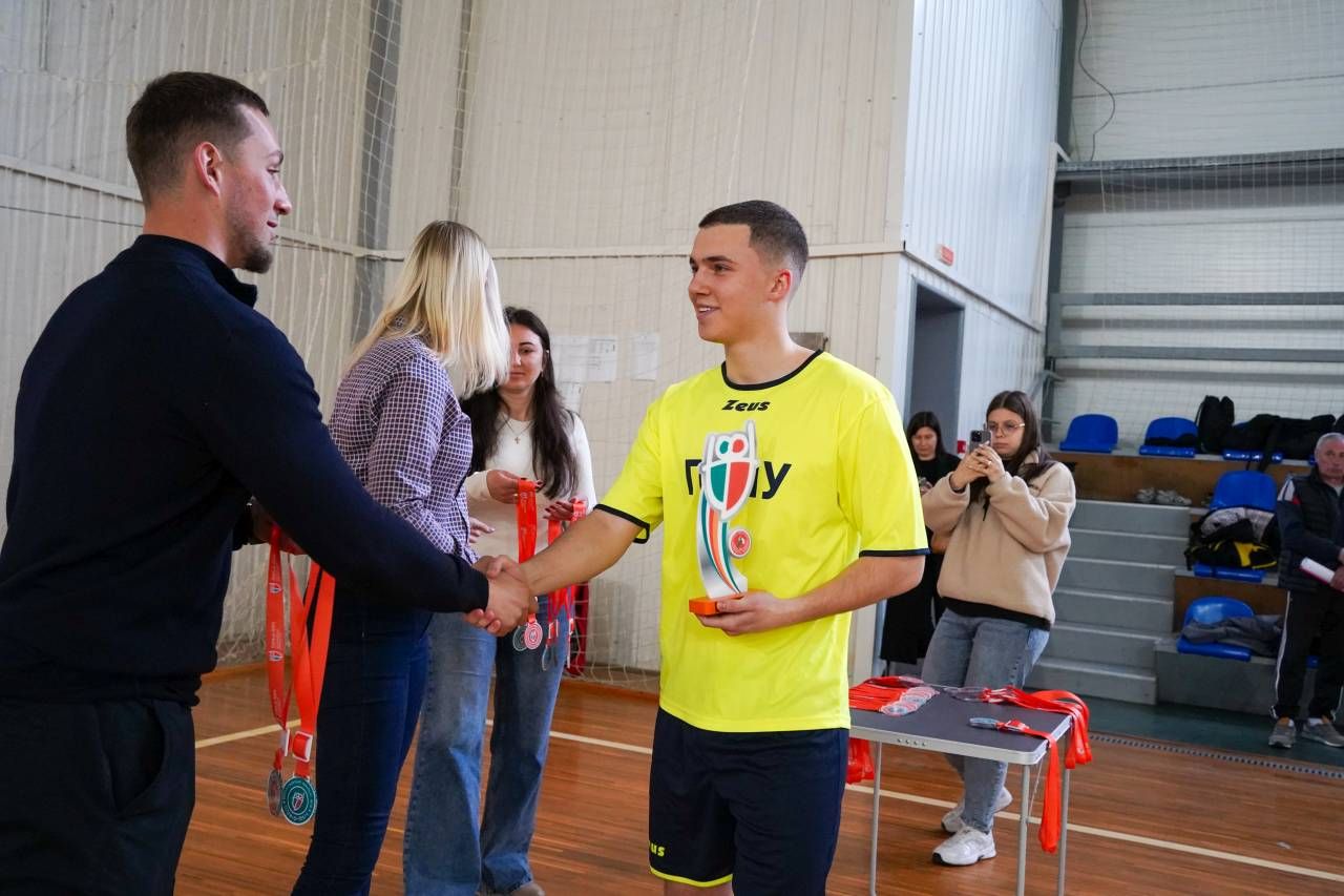 Команда з футзалу Полтавського педагогічного університету — переможці обласного етапу «Пліч-о-пліч Всеукраїнські студентські ліги»