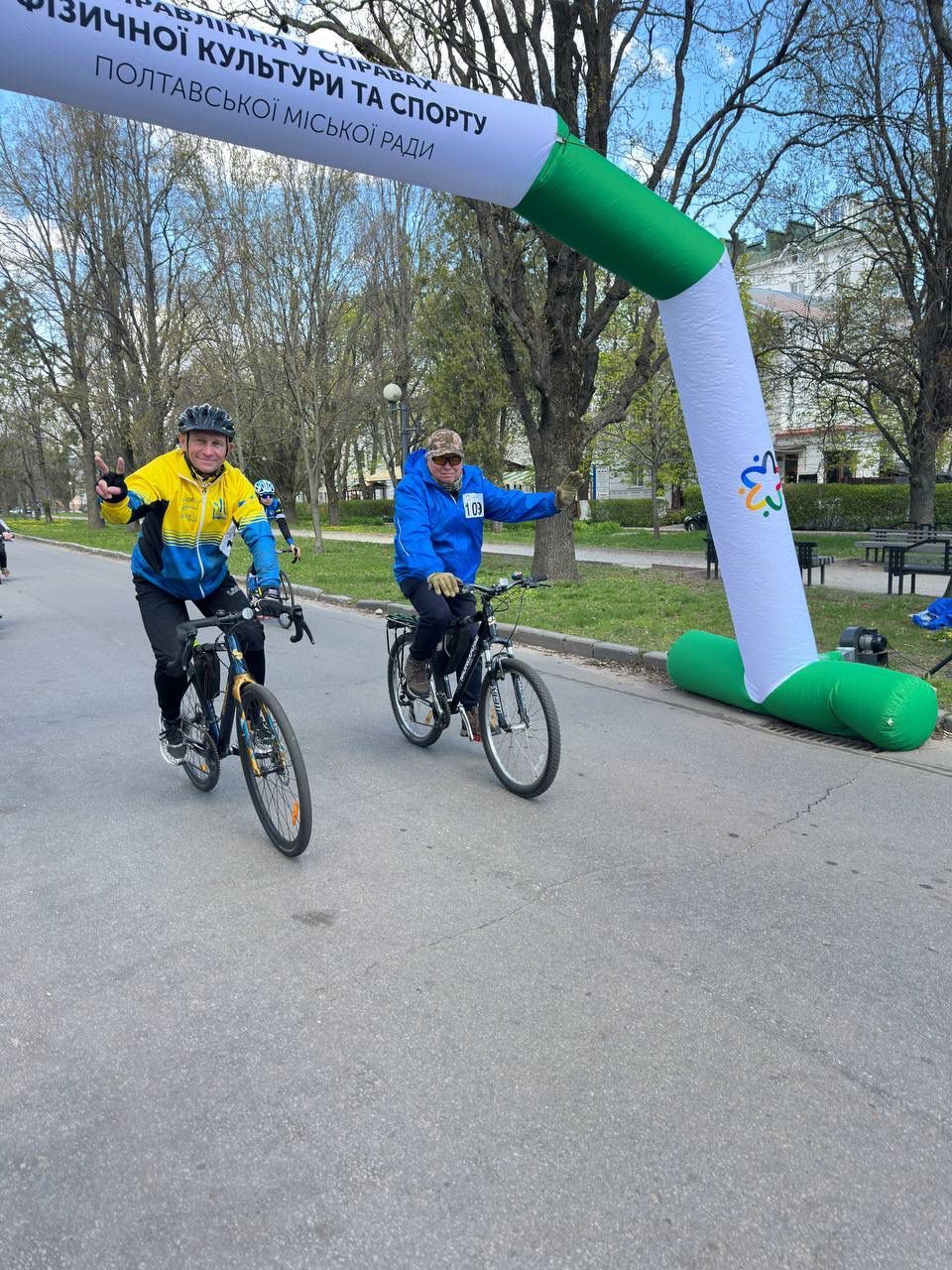 Пархоменко Валерій: у Полтаві провели велозаїзд на підтримку ЗСУ