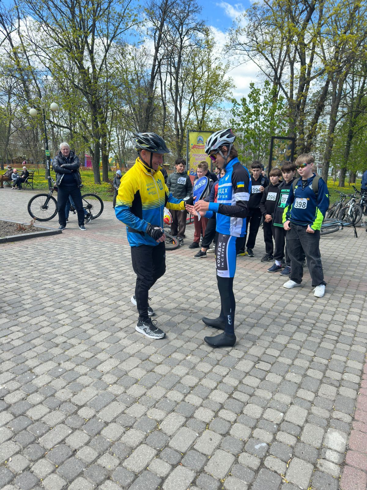 Пархоменко Валерій: у Полтаві провели велозаїзд на підтримку ЗСУ