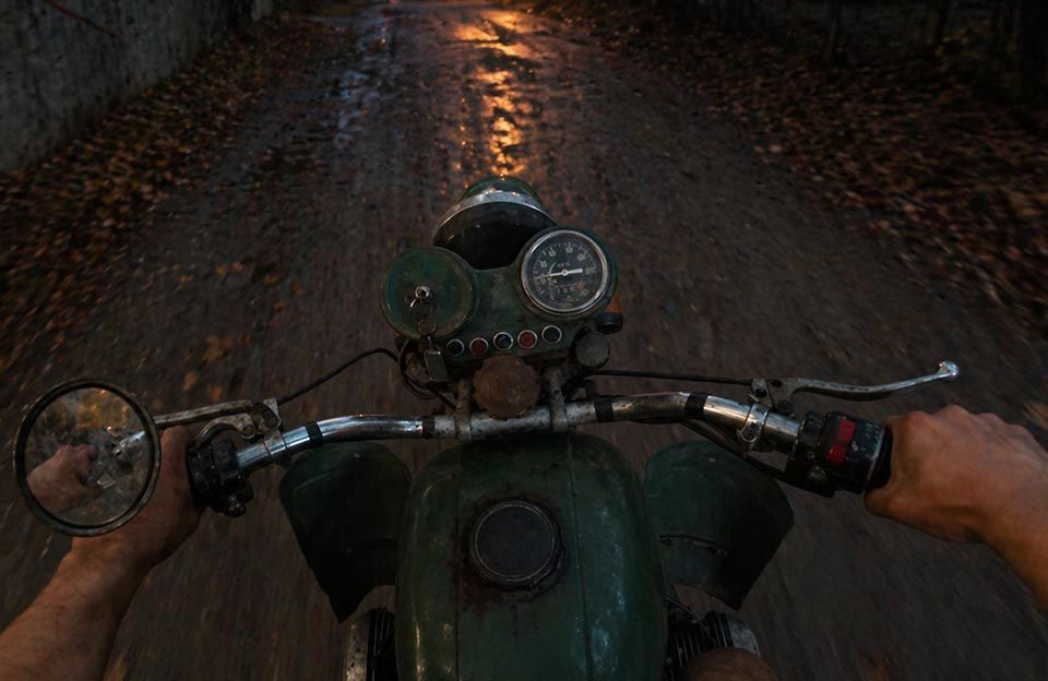 Замість громадських робіт — обмеження волі: Полтавський апеляційний суд посилив вирок мотоциклісту за п'яну ДТП