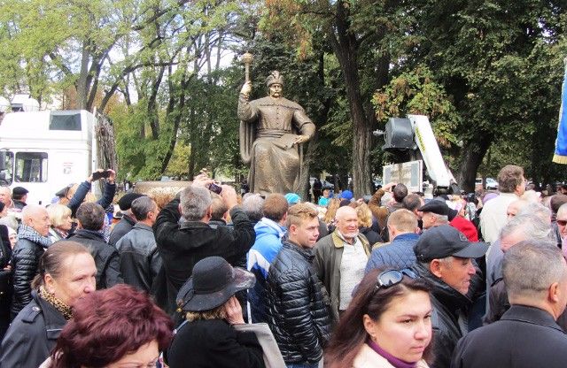 Під час презентації пам’ятника 14 жовтня 2015 року