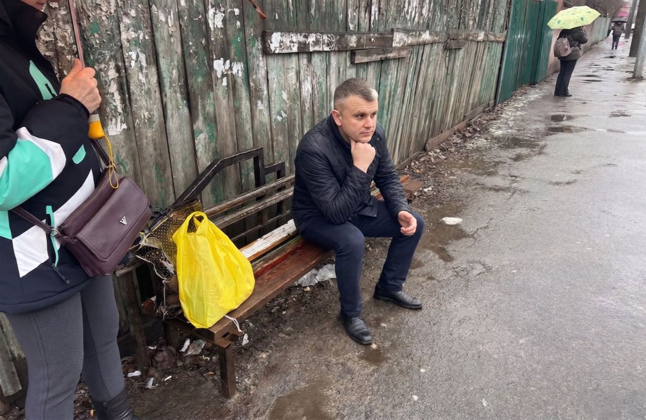 Колаж: зупинка «4-а Поліклініка (на центр)» у Полтаві