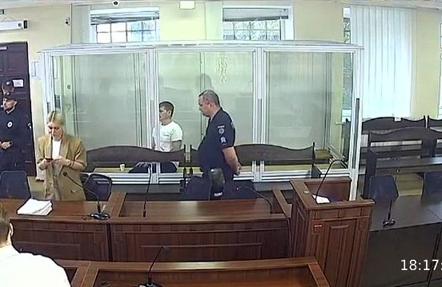 Юрій Бражник у камері зали суду Вищого антикорупційного суду