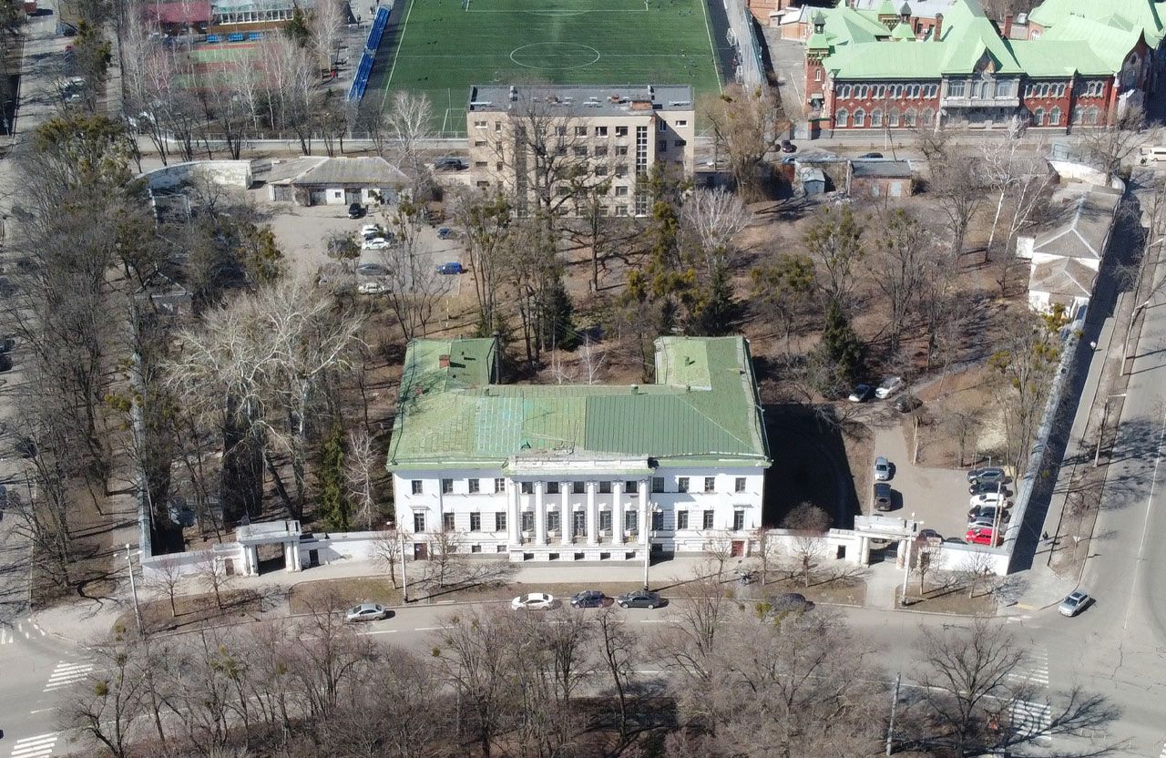 Квартал у центрі Полтави, обмежений вулицями Соборності, Просвіти та Антона Грицая | Архівне фото 2021 року