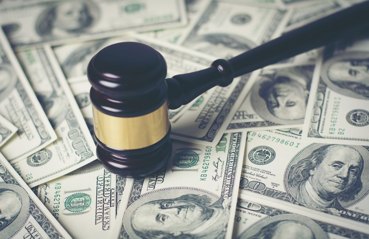 У Миргороді засудили учасника схеми з хабарем у $30 тис. за землю під реабілітаційний центр для військових
