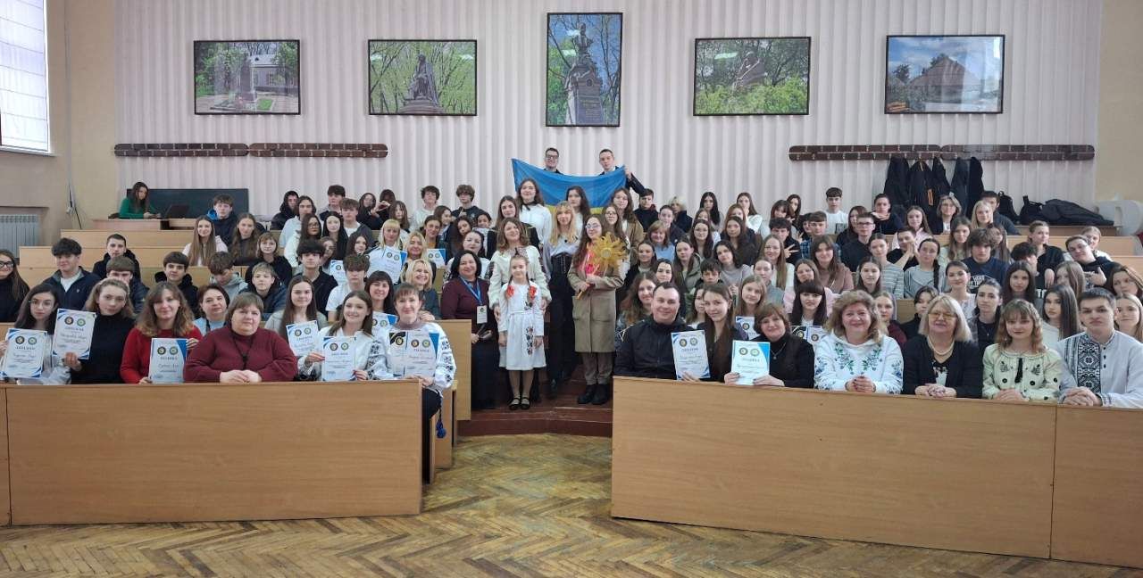 Полтавський педагогічний університет запрошує здобути фах учителя-словесника та філолога-україніста