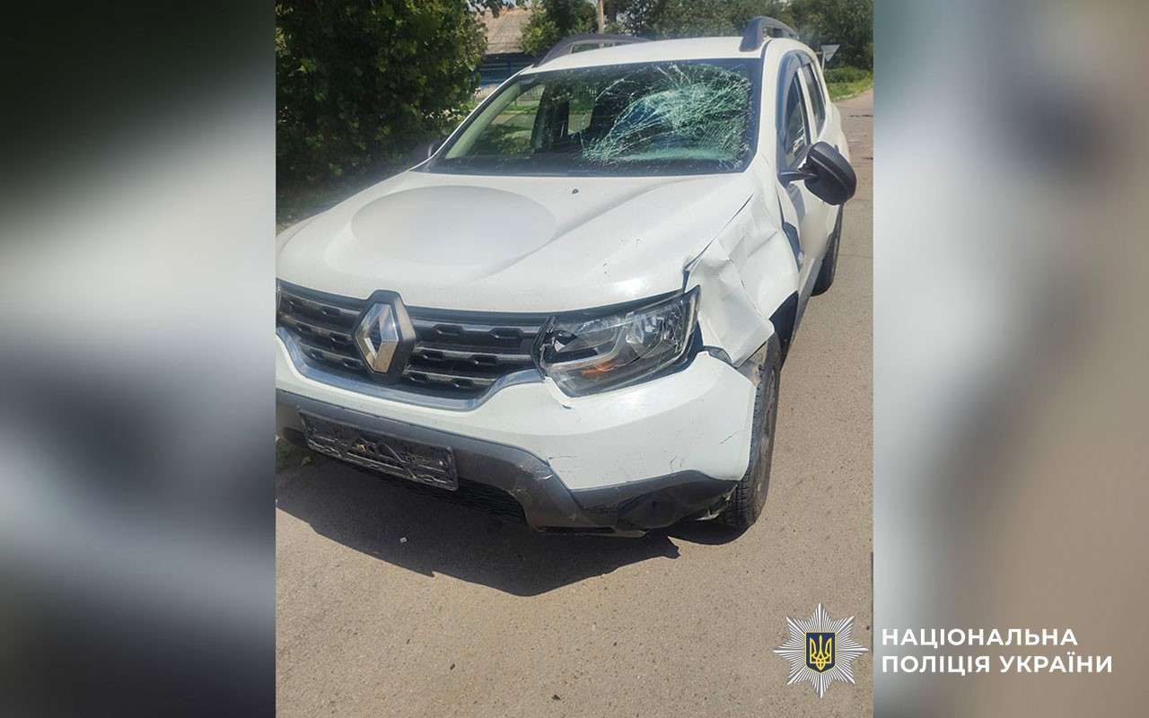 У Диканьці внаслідок зіткнення з Renault постраждав неповнолітній мотоцикліст