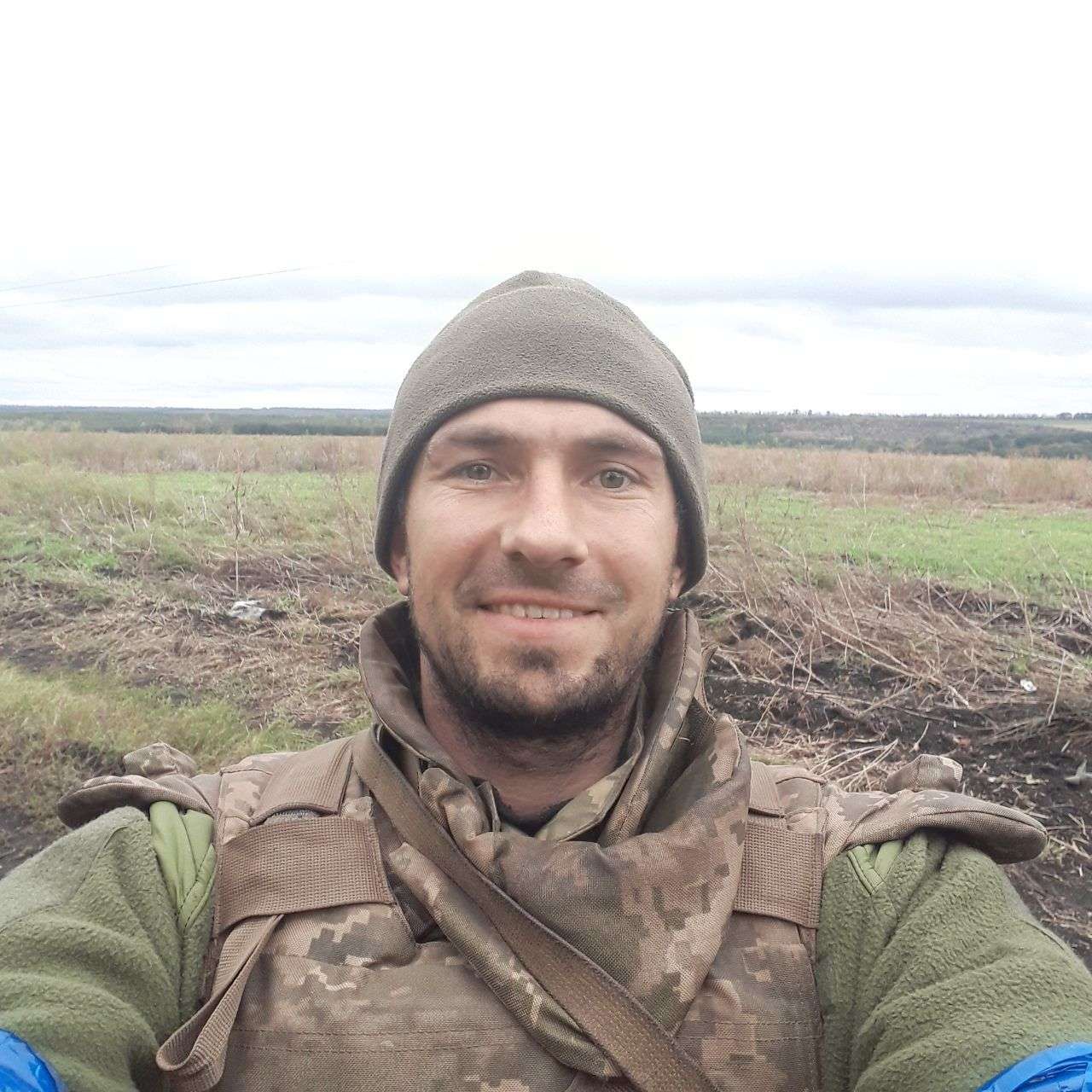 «Повернення до себе»: історія випускника ПДМУ, ветерана і лікаря Павла Дегтяренка