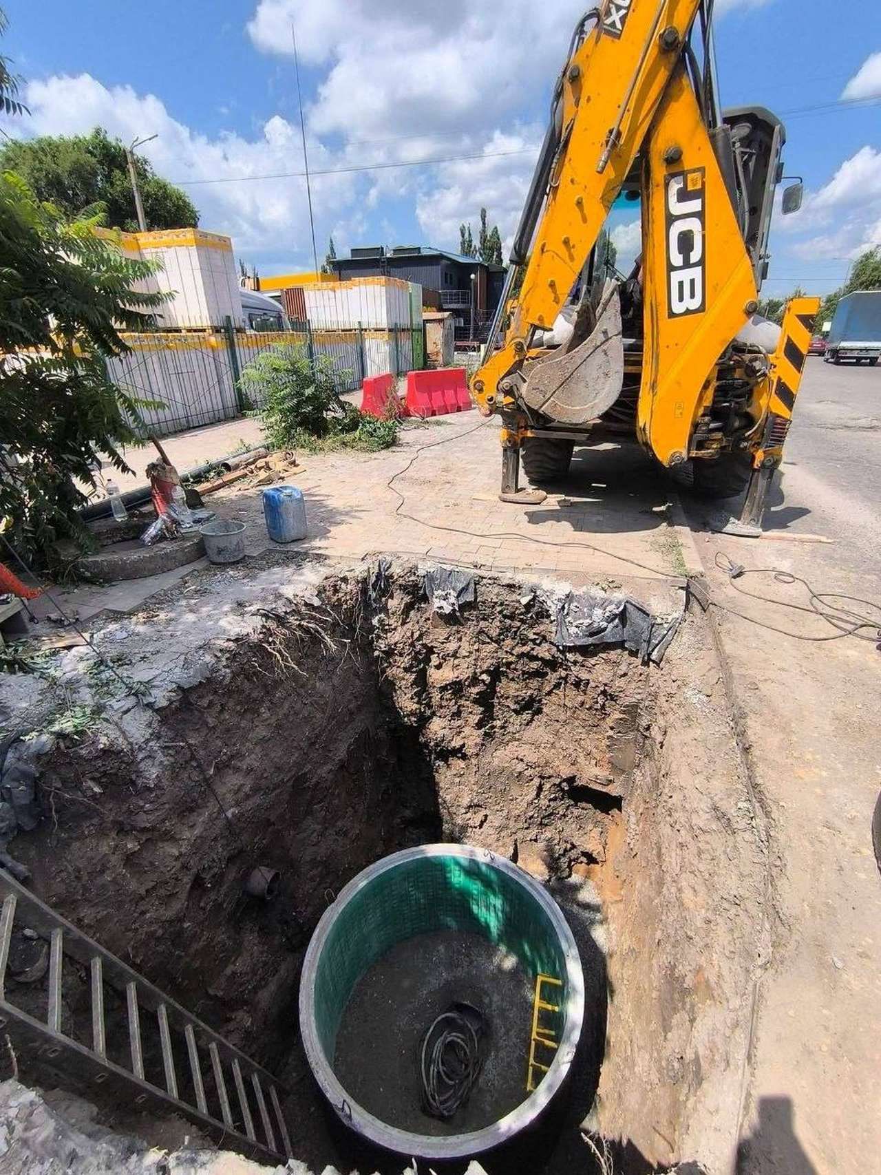 У Полтаві завершили реконструкцію аварійного колектора на Щербанівському шляху