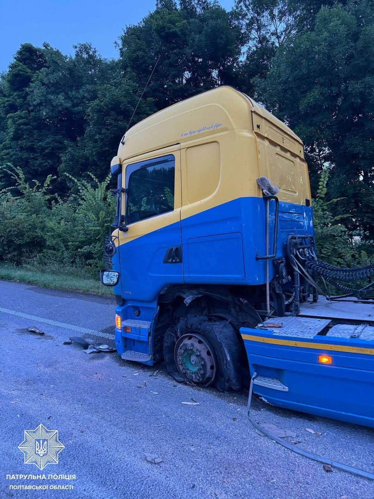 На трасі Київ — Харків вантажівка MAN врізалася у Scania