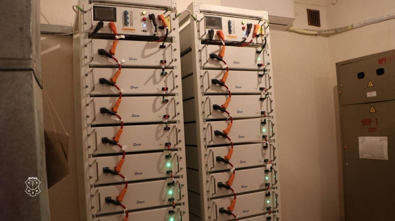 У Полтаві на даху дитячої лікарні встановили сонячну електростанцію за кошти міжнародних донорів