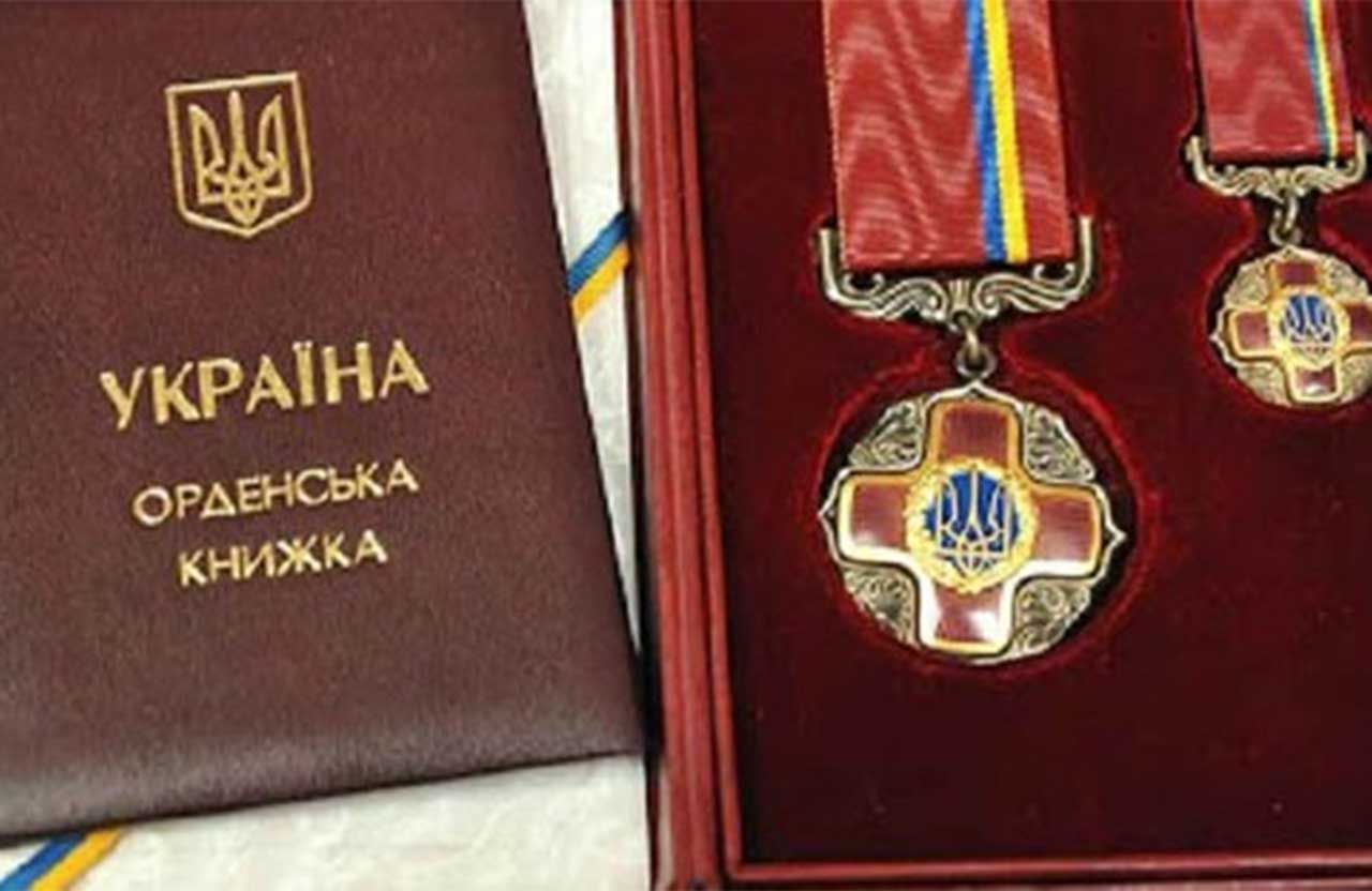 До Дня Незалежності шестеро представників Полтавщини отримали державні нагороди та почесні звання