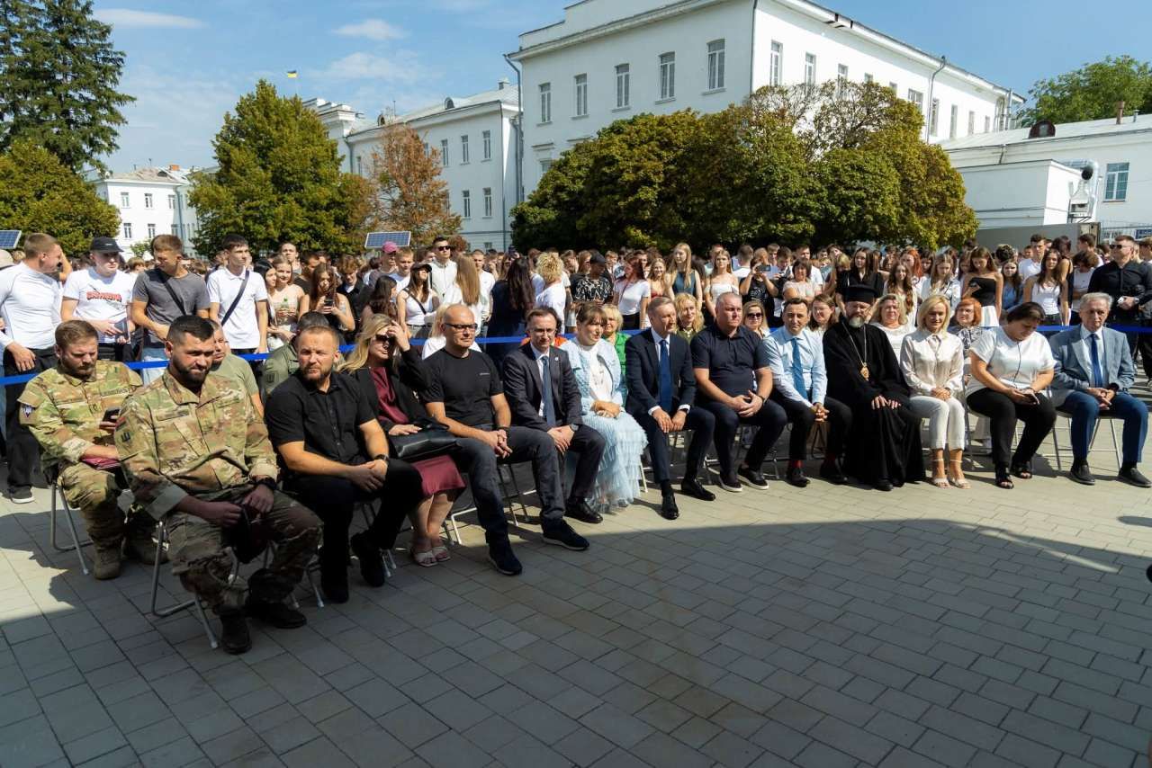 3600 першокурсників та fpv-дрони на передову: Полтавська політехніка урочисто розпочала навчальний рік
