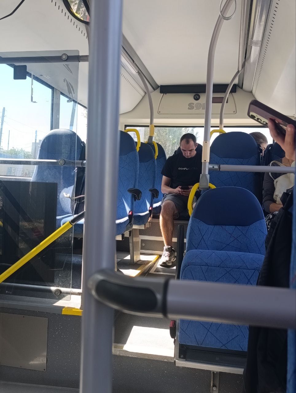 У Полтаві на кільцевому маршруті з’явилися нові автобуси: що відомо про плани міської влади та перевізників