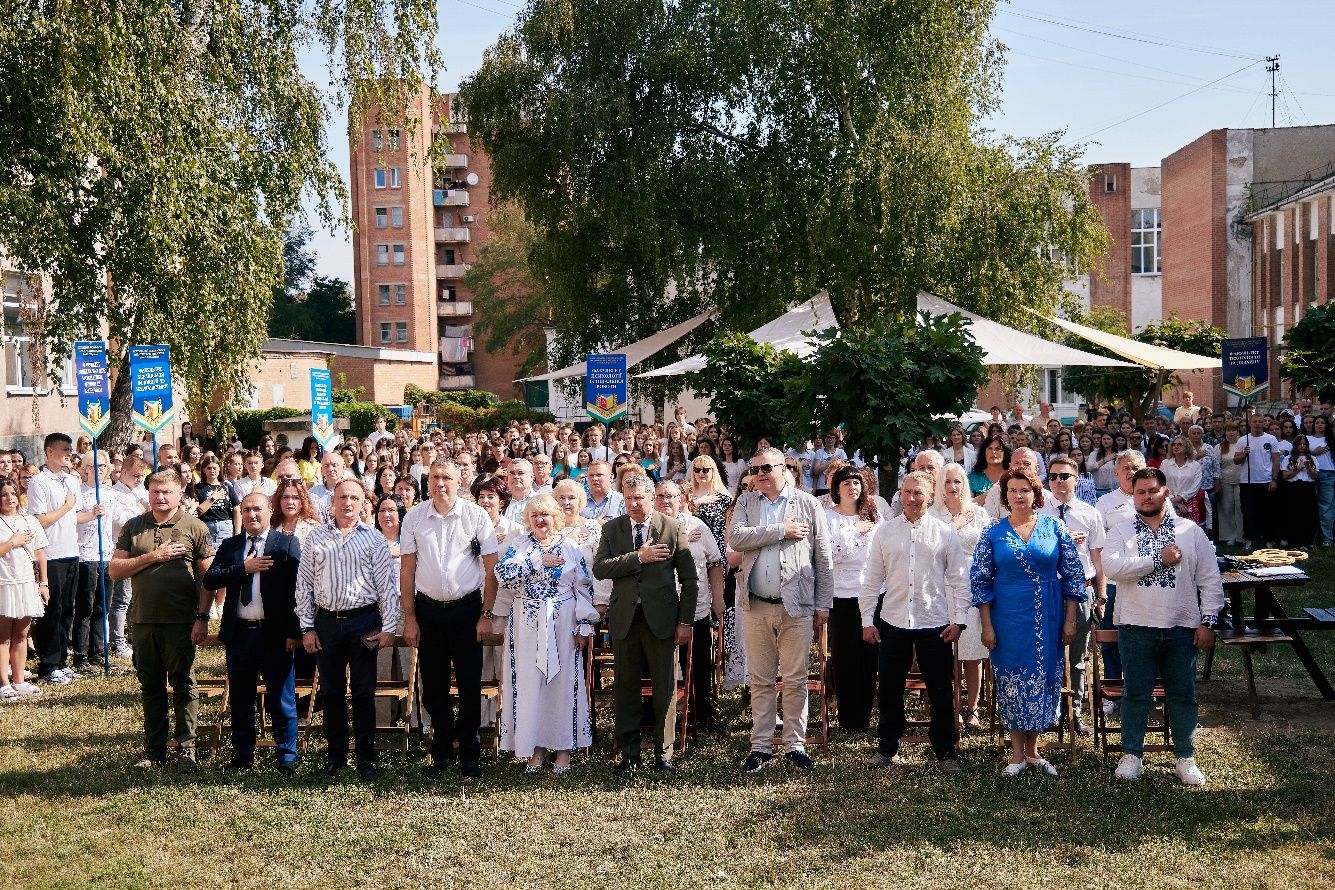У Полтавському педагогічному університеті відбулася урочиста церемонія посвяти першокурсників у студенти