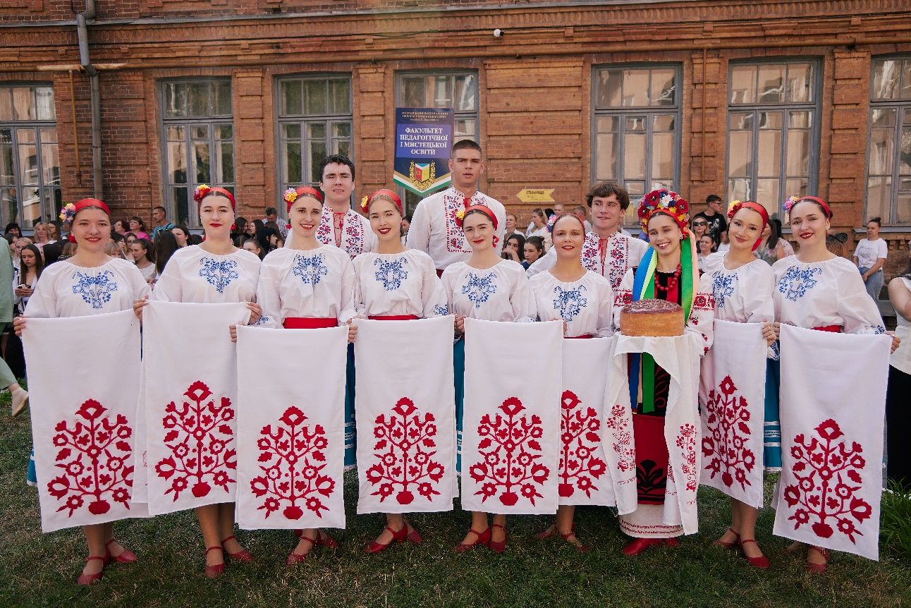 У Полтавському педагогічному університеті відбулася урочиста церемонія посвяти першокурсників у студенти