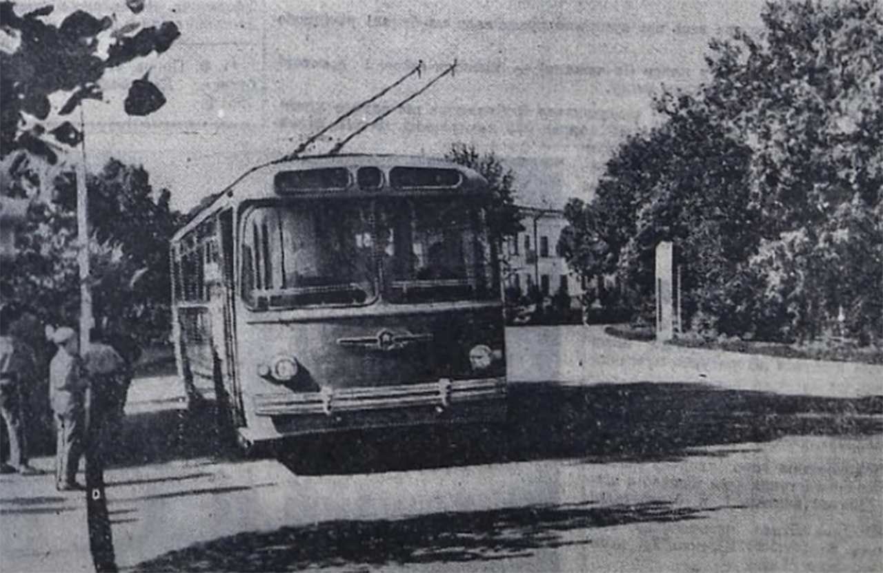 Тролейбус під час випробування | Фото: П.Безпалько