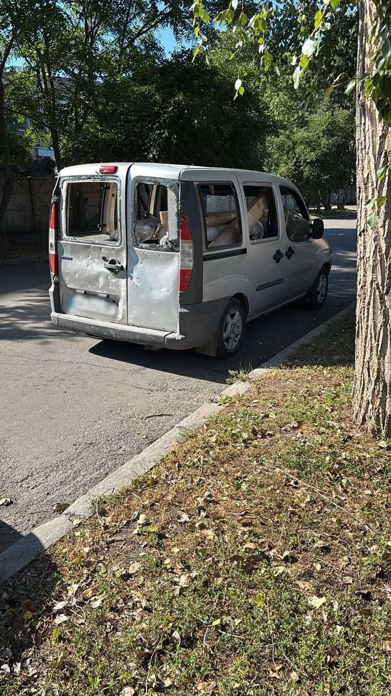 Ворог завдав удару по підприємству в Кременчуцькому районі: двоє людей отримали травми