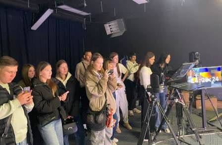 https://kafjournalistik.com.ua/wp-content/uploads/2025/10/5-2.jpg